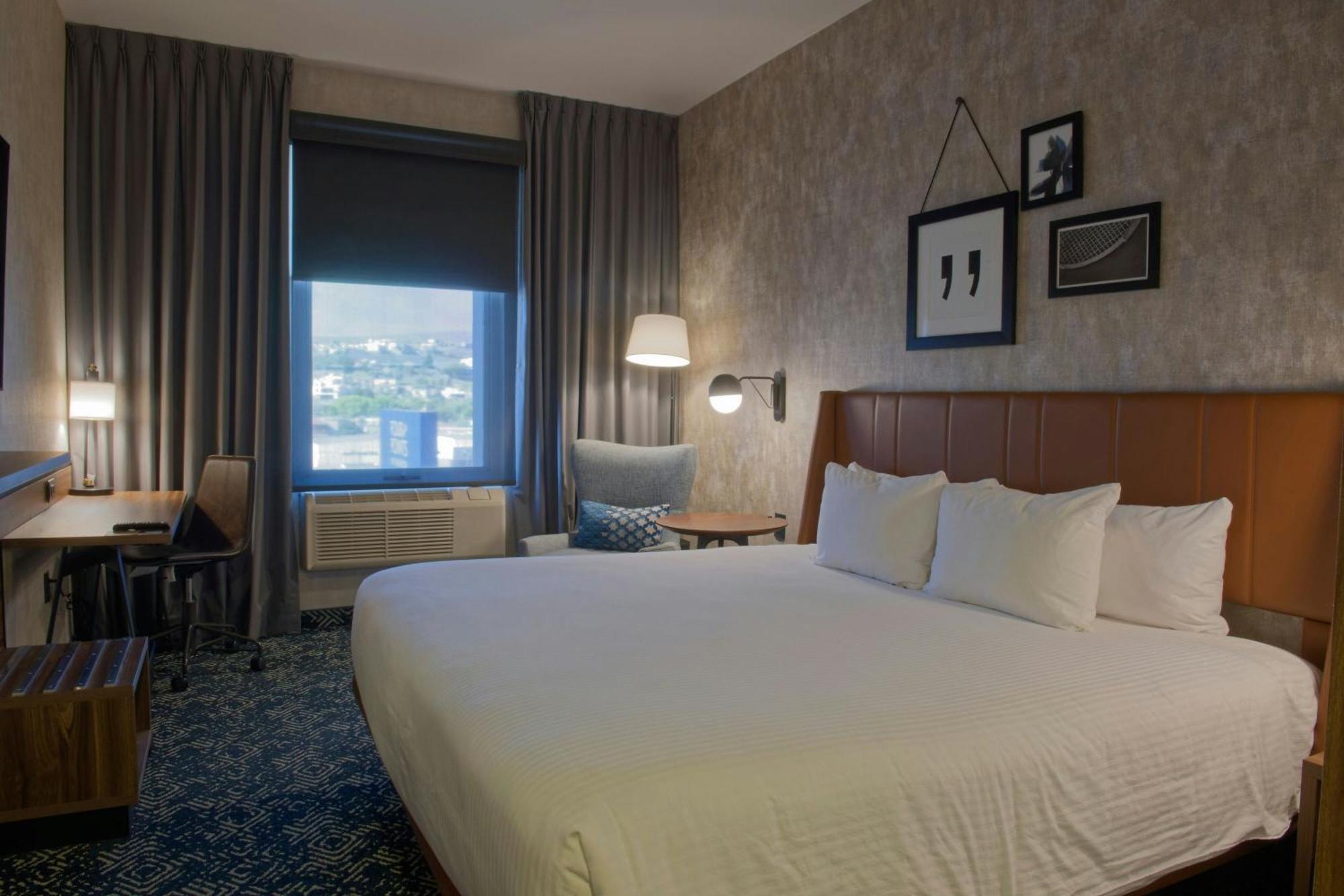 Four Points By Sheraton Distrito Uno Chihuahua Exterior photo