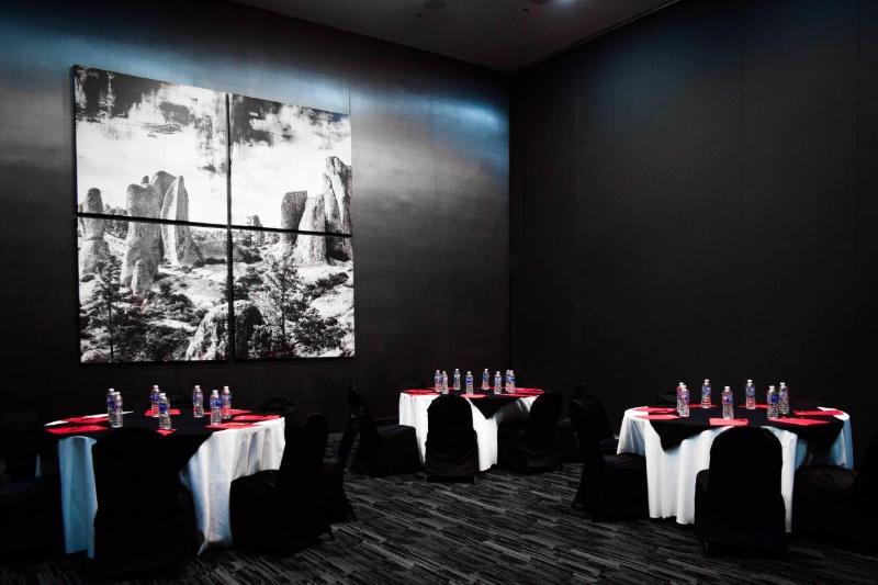 Four Points By Sheraton Distrito Uno Chihuahua Exterior photo